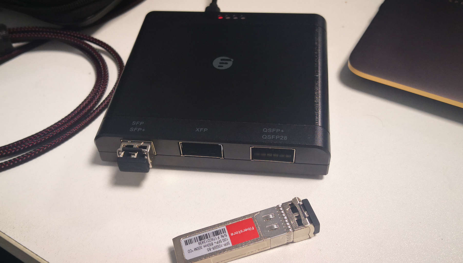 Tip: Re-Encode SFP/SFP+, XFP and QSFP+/QSFP28 Transceivers from FiberStore using the FS Box!